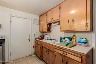 325 E President St, Tucson, AZ 85714 - Photo 20