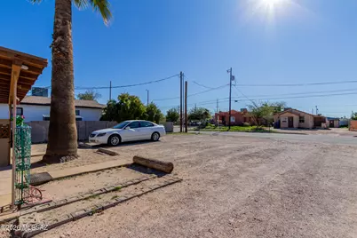 325 E President Street, Tucson, AZ 85714 - Photo 32
