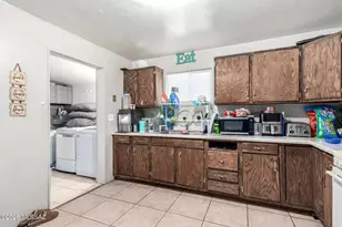 244 W Missouri St, Tucson, AZ 85714 - Photo 8