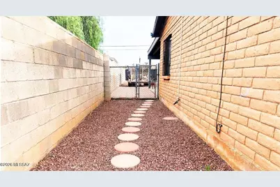 5841 S Herpa Drive, Tucson, AZ 85706 - Photo 4