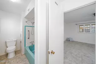 2215 E Camino el Ganado, Tucson, AZ 85718 - Photo 22