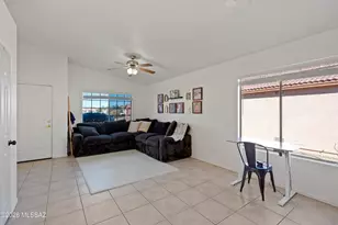 7998 N Siskiyou Dr, Tucson, AZ 85743 - Photo 6