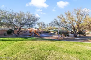 86 E Calle Trona, Green Valley, AZ 85614 - Photo 32