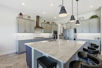 360 W Saguaro Arm Trail, Oro Valley, AZ 85755 - Photo 4
