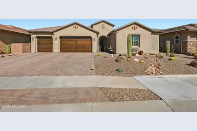 360 W Saguaro Arm Trail, Oro Valley, AZ 85755 - Photo 2