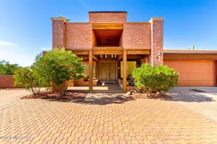 7401 N Cobblestone Rd, Tucson, AZ 85718 - Photo 4