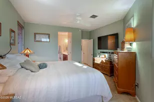 542 W Astruc Dr, Green Valley, AZ 85614 - Photo 18