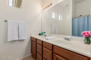 12576 N Gentle Rain Dr, Marana, AZ 85658 - Photo 28