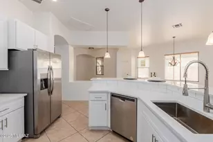 12576 N Gentle Rain Dr, Marana, AZ 85658 - Photo 20