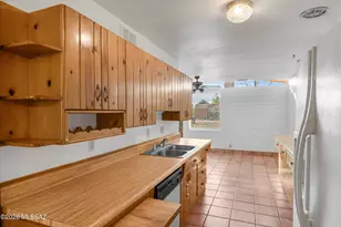 7931 E Malvern Pl, Tucson, AZ 85710 - Photo 12