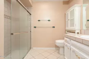 531 S Paseo La Rueda Cir, Green Valley, AZ 85614 - Photo 22