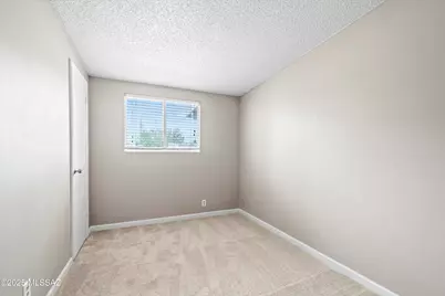 7902 E Winnepeg Drive, Tucson, AZ 85730 - Photo 28