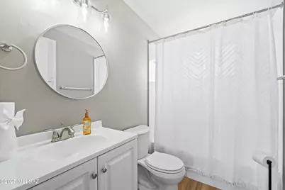 7902 E Winnepeg Drive, Tucson, AZ 85730 - Photo 8