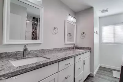 4241 E 5th Street, Tucson, AZ 85711 - Photo 22