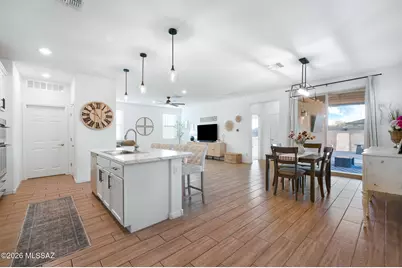 12313 N Sutter Drive, Marana, AZ 85653 - Photo 8