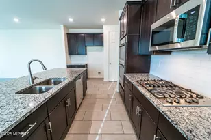 3496 W Granite Vista Dr, Tucson, AZ 85742 - Photo 4