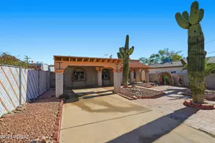 1142 N 13th Ave, Tucson, AZ 85705 - Photo 4