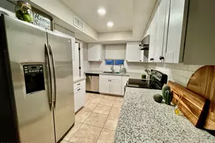 2434 N Shade Tree Cir, Tucson, AZ 85715 - Photo 4