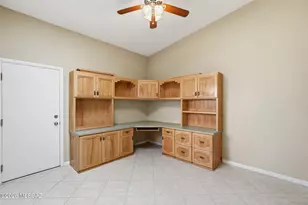 8614 E Pembrook Dr, Tucson, AZ 85715 - Photo 12