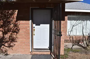 274 W Bonita St, Benson, AZ 85602 - Photo 2