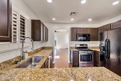 11371 N Flat Granite Drive, Tucson, AZ 85737 - Photo 18