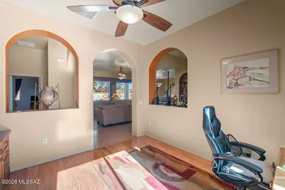 2020 W Cactus Run Drive, Green Valley, AZ 85622 - Photo 12