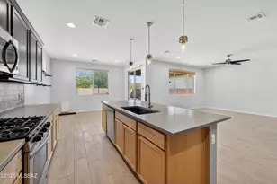 10381 E Painted Turtle Ln, Tucson, AZ 85747 - Photo 10