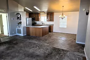 6195 S Foxhunt Dr, Tucson, AZ 85746 - Photo 8