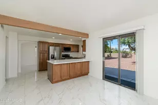 9151 N Eaglestone Loop, Tucson, AZ 85742 - Photo 2