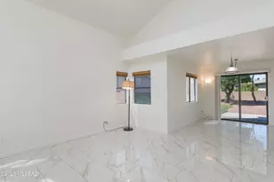 9151 N Eaglestone Loop, Tucson, AZ 85742 - Photo 14