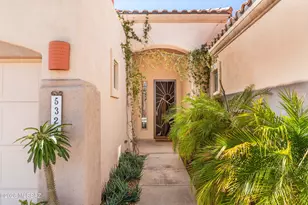 5323 N Fairway Heights Dr, Tucson, AZ 85749 - Photo 2