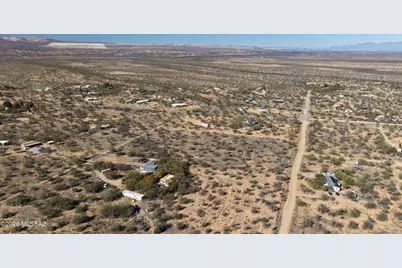 657 W Hawk Way, Amado, AZ 85645 - Photo 6