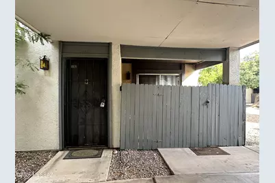 1620 N Wilmot Road #UNIT P192, Tucson, AZ 85712 - Photo 1
