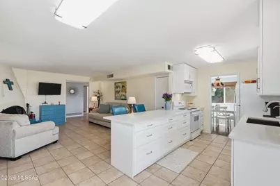 8924 E Old Spanish Trail, Tucson, AZ 85710 - Photo 6