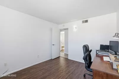 8924 E Old Spanish Trail, Tucson, AZ 85710 - Photo 16