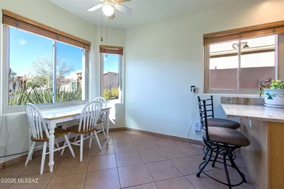 1556 E Painted Colt Loop, Tucson, AZ 85719 - Photo 4