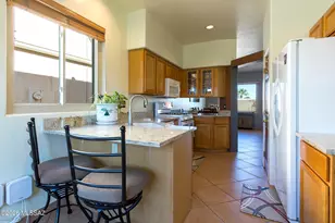 1556 E Painted Colt Loop, Tucson, AZ 85719 - Photo 6