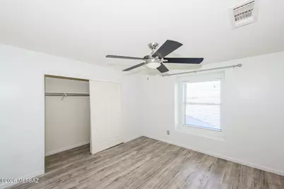3560 E Silver Buckle Place, Tucson, AZ 85739 - Photo 32
