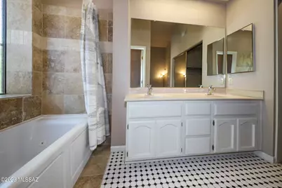 7847 E Marquise Drive, Tucson, AZ 85715 - Photo 12