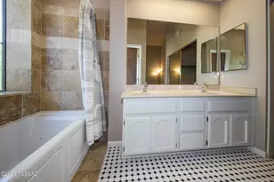 7847 E Marquise Dr, Tucson, AZ 85715 - Photo 12