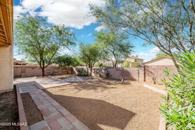9265 N Hampshire Drive, Tucson, AZ 85742 - Photo 36