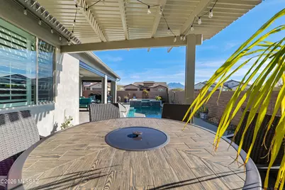 1438 E Golden Rock Way, Green Valley, AZ 85614 - Photo 1