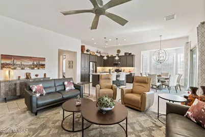 1438 E Golden Rock Way, Green Valley, AZ 85614 - Photo 14