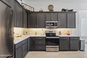 1438 E Golden Rock Wy, Green Valley, AZ 85614 - Photo 18