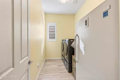 732 E Romsdalen Road, Oro Valley, AZ 85755 - Photo 18