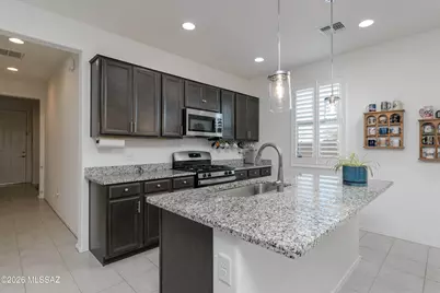 21667 E Treasure Road, Red Rock, AZ 85145 - Photo 2