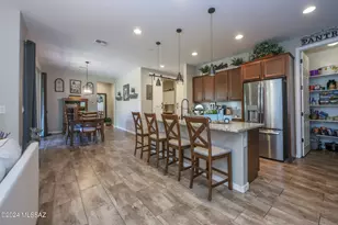 9745 S Desert Flint Dr, Tucson, AZ 85747 - Photo 6