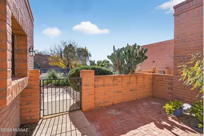 8641 N Candlewood Loop, Tucson, AZ 85704 - Photo 6