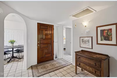 8641 N Candlewood Loop, Tucson, AZ 85704 - Photo 8