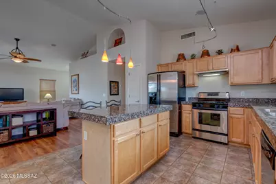 60594 E Blackcrest Loop, Tucson, AZ 85739 - Photo 14